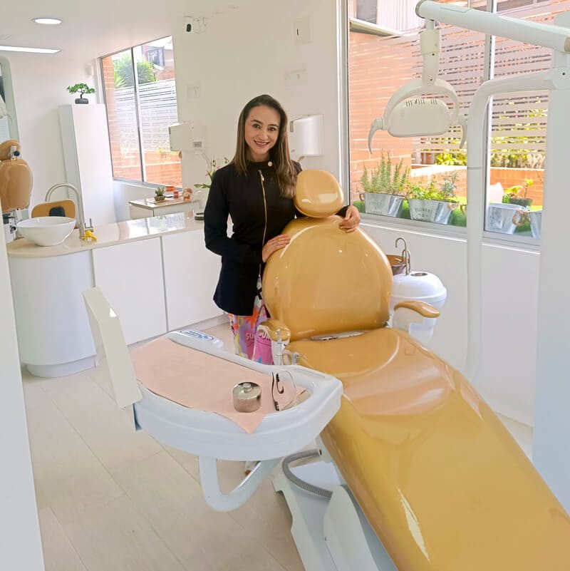 implantes-dentales-y-rehabilitacion-oral-armonika-odontologia Servicio de implantes dentales y rehabilitación oral